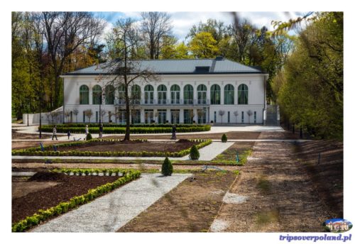 Pałac Mała Wieś'2017 - Nowa Oranżeria od strony ogrodów